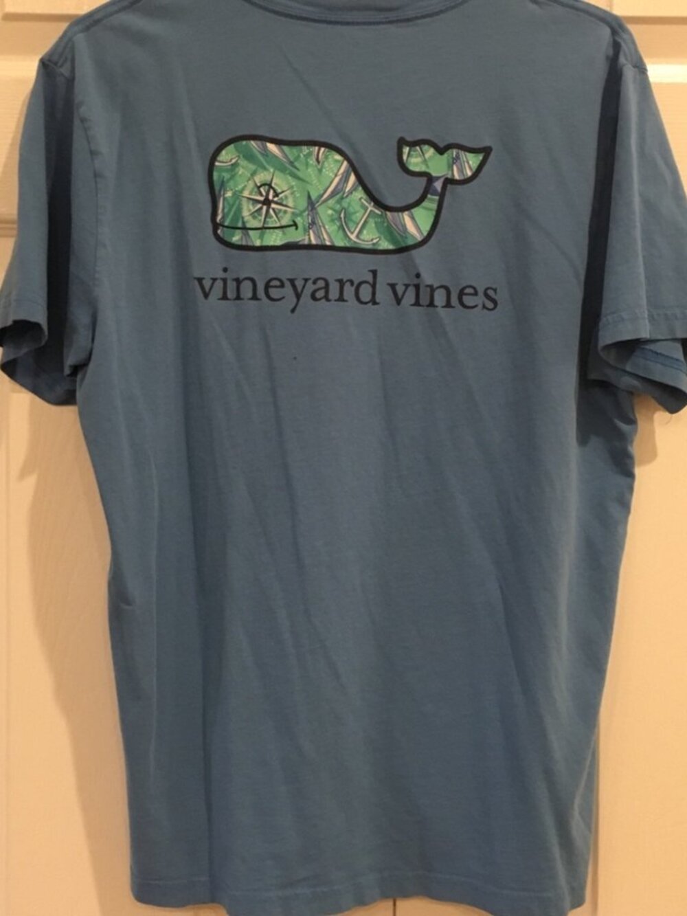 Vineyard Vines t shirt